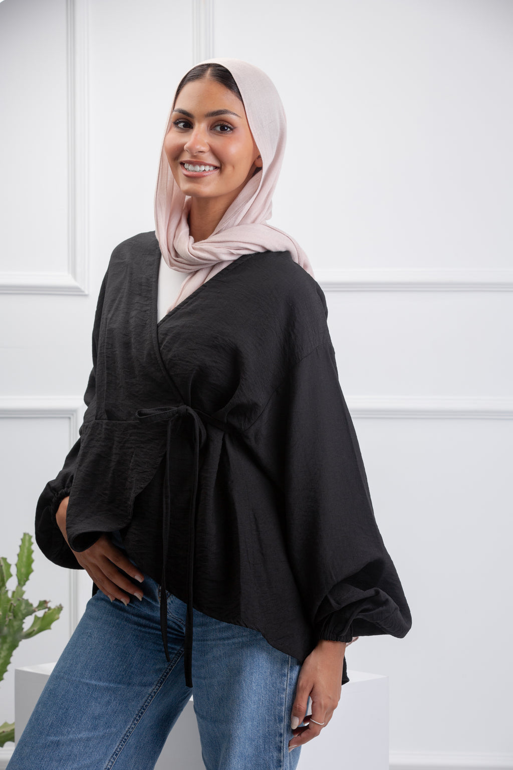 Easy Twist Blouse - Black